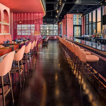 Hotel Moxy Madison Downtown Exterior foto