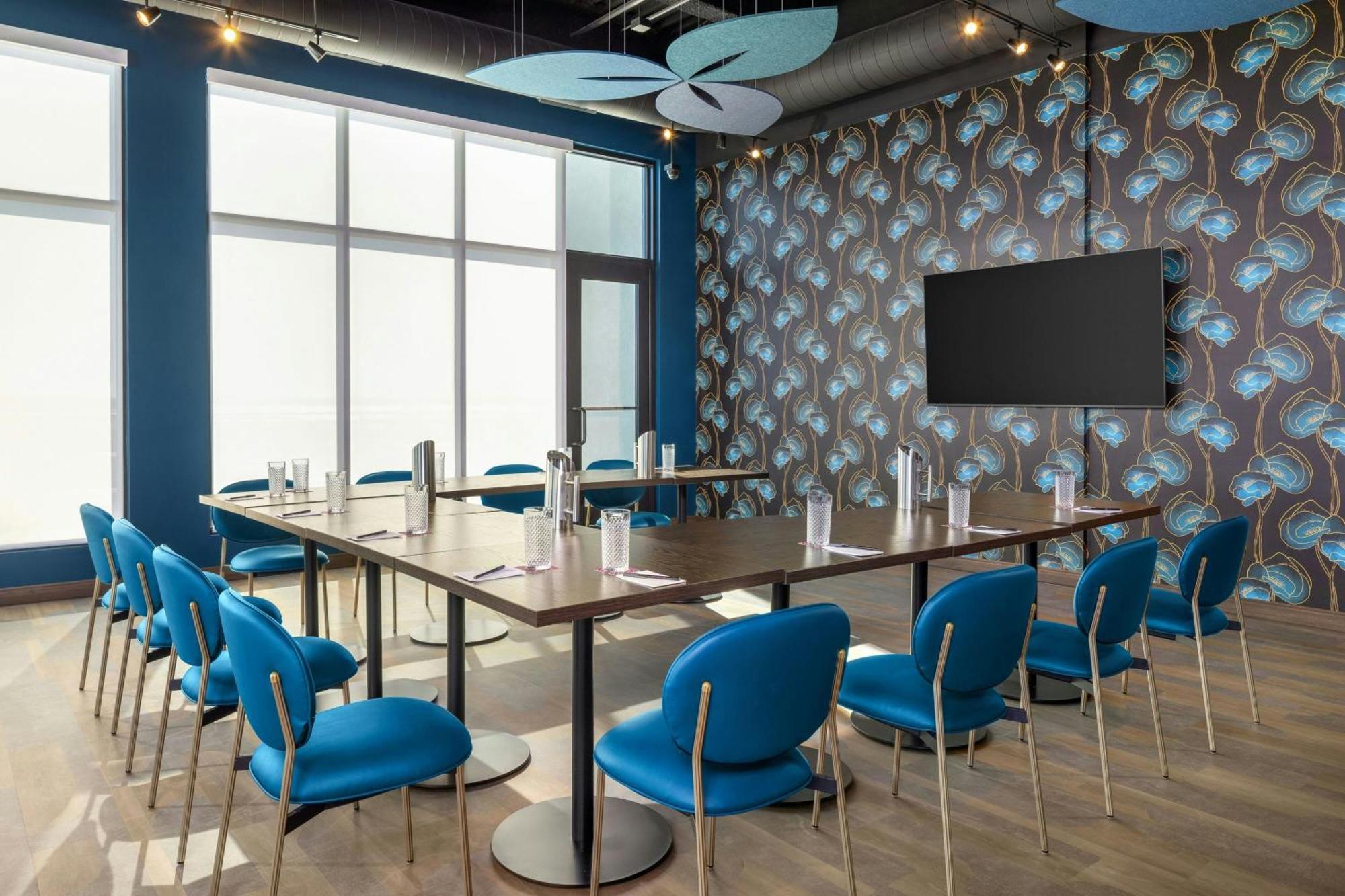 Hotel Moxy Madison Downtown Exterior foto